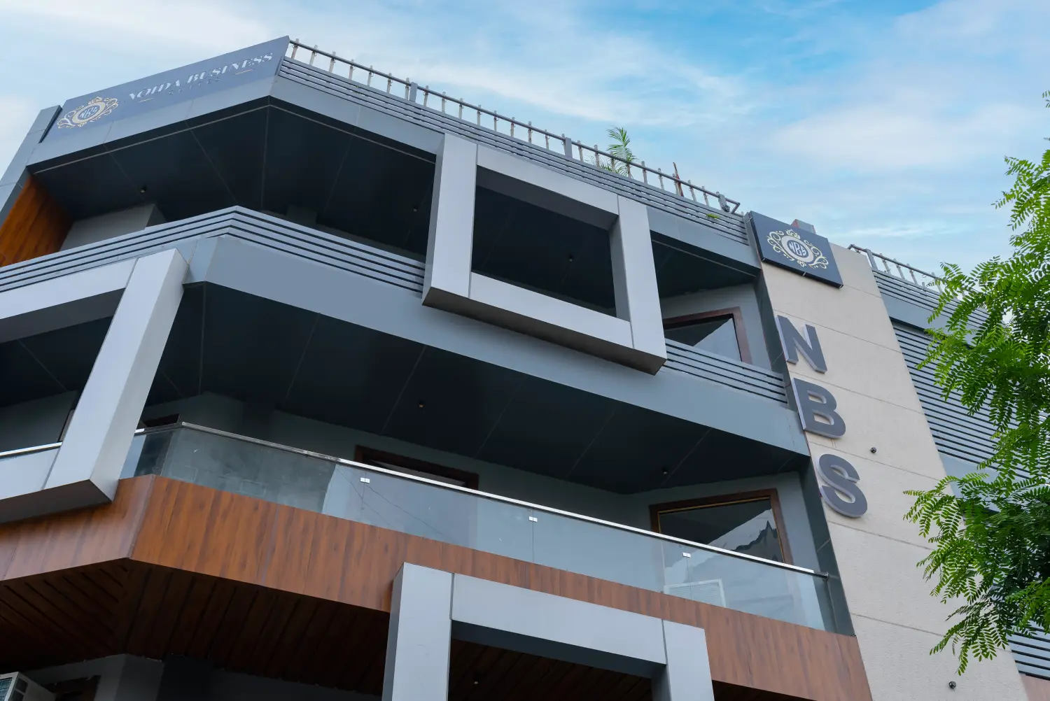 Noida Business Suites